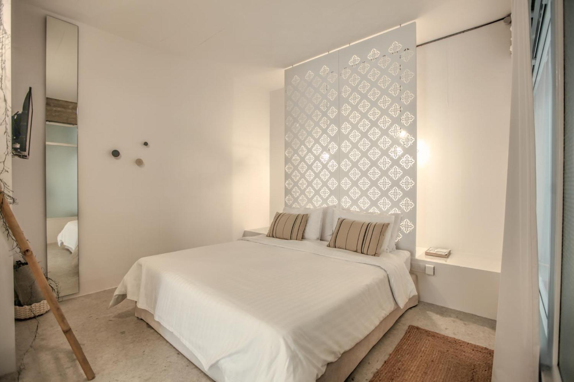 Convent Apartments - Huge One Combination Kalambaka Bagian luar foto